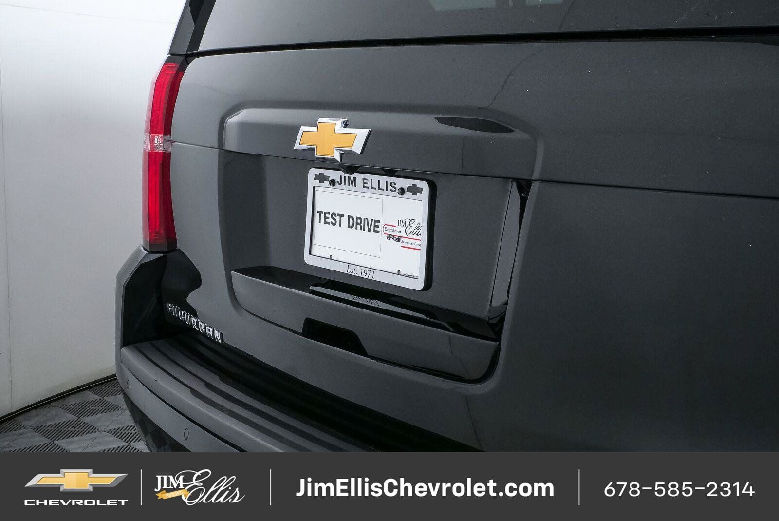 Used 2018 Chevrolet Suburban LT w/ LT Signature Package RWD image 40