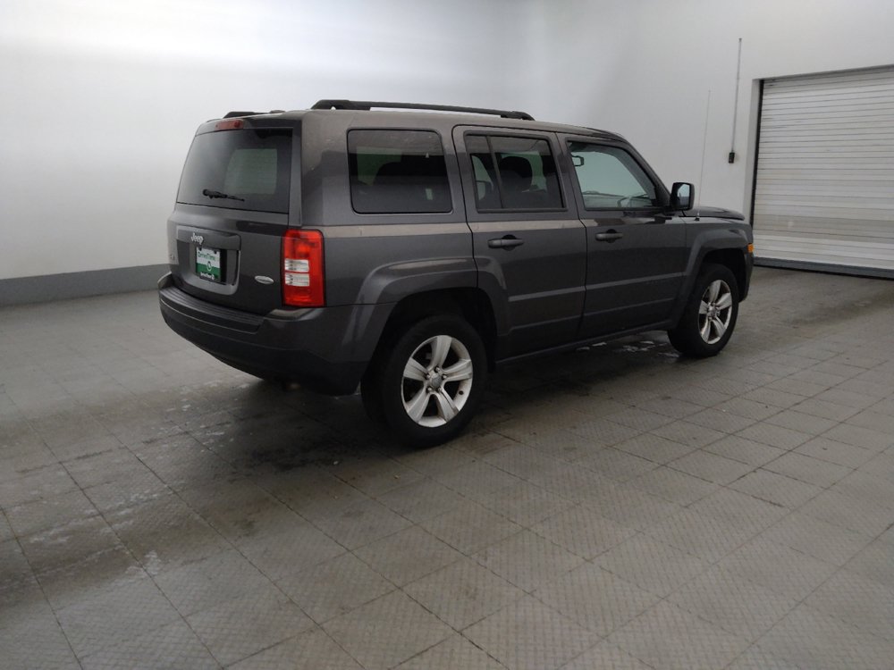 Used 2015 Jeep Patriot Latitude AWD/4WD image 10