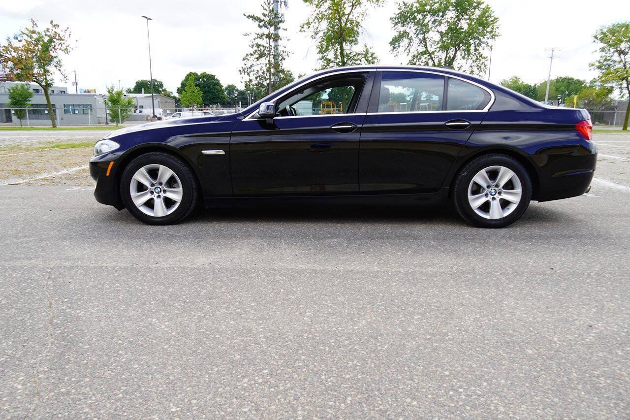 Used 2013 BMW 528i xDrive Sedan AWD/4WD image 4