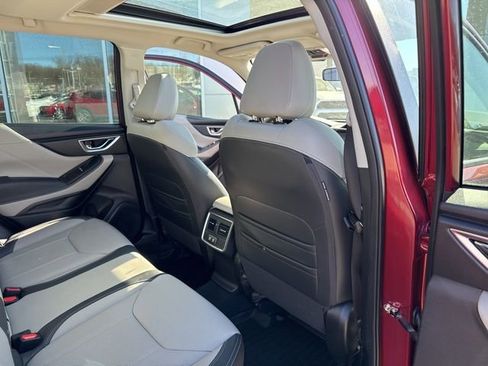 Used 2023 Subaru Forester Limited image 25