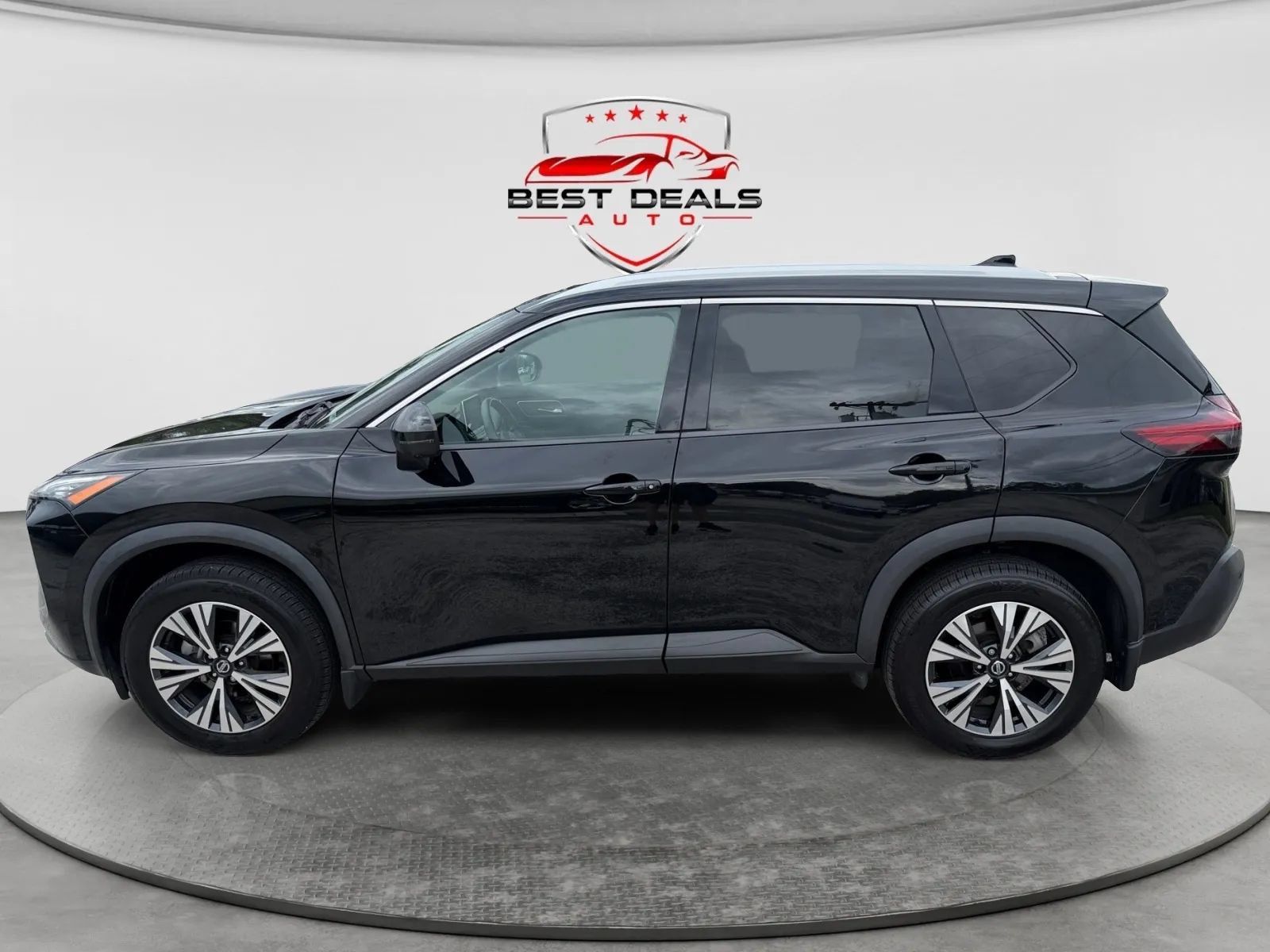 Used 2021 Nissan Rogue SV w/ Premium Package AWD/4WD image 2