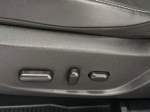 Used 2017 Ford Escape Titanium AWD/4WD image 24