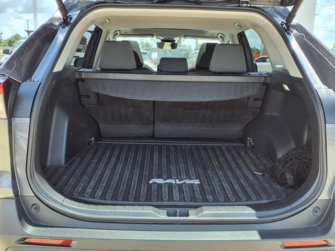 Certified 2025 Toyota RAV4 XLE w/ Convenience Package FWD image 8