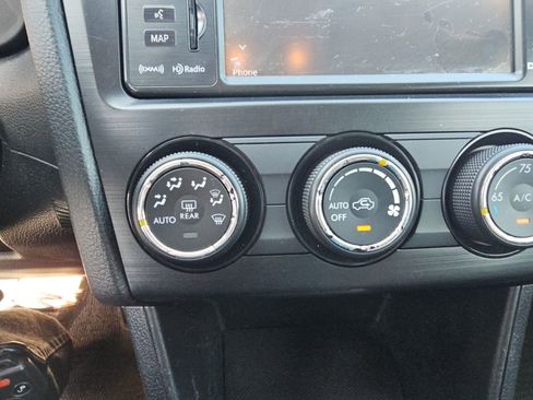 Used 2014 Subaru Crosstrek 2.0i Limited image 18