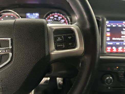 Used 2011 Dodge Charger R/T RWD image 20