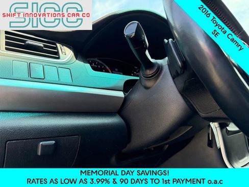 Used 2016 Toyota Camry SE FWD image 13