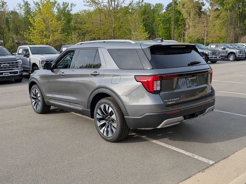 New 2026 Ford Explorer Platinum image 6