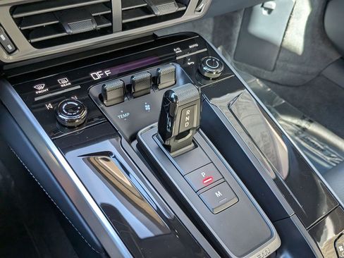 Certified 2025 Porsche 911 Carrera image 21