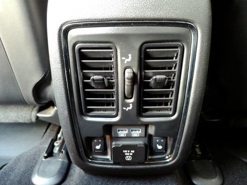 Used 2021 Jeep Grand Cherokee Limited w/ Luxury Group II RWD image 31