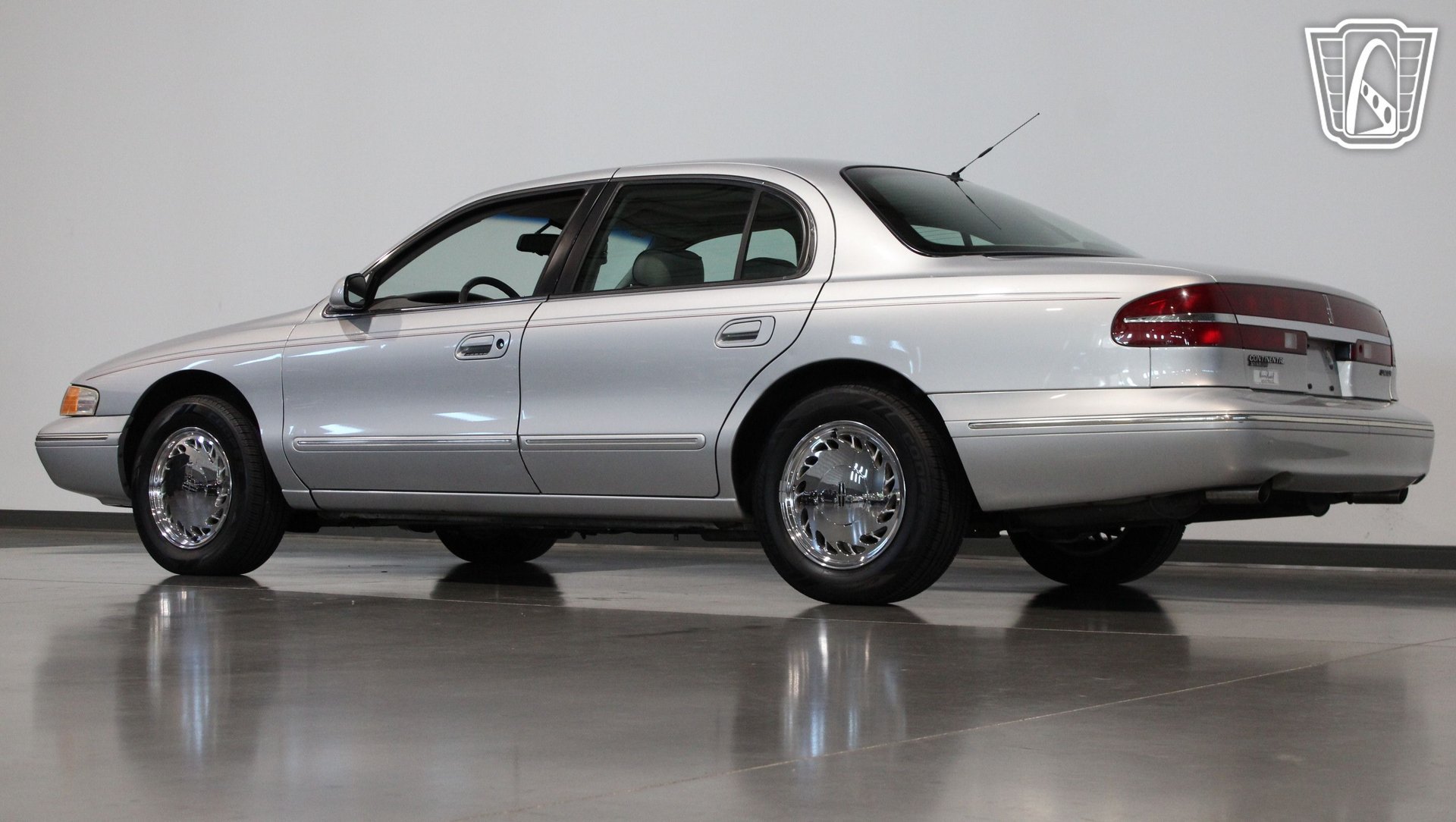 Used 1996 Lincoln Continental FWD image 26