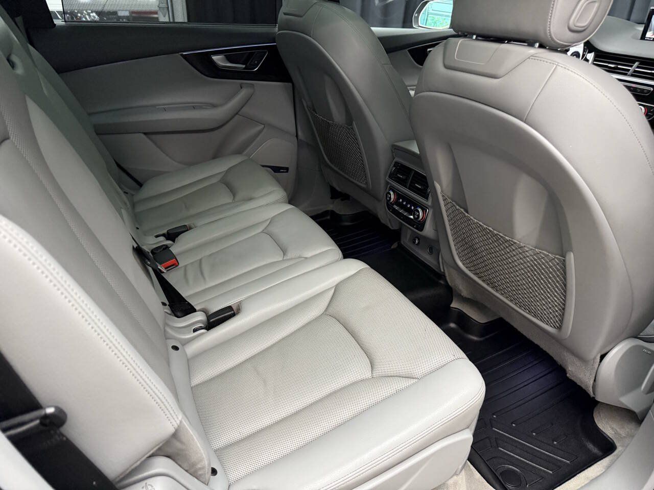 Used 2018 Audi Q7 3.0T Premium Plus AWD/4WD image 23