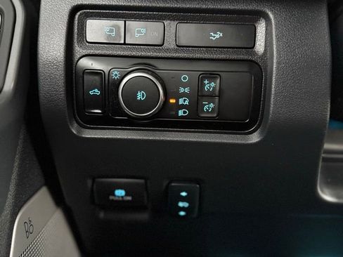 Used 2024 Ford F250 Lariat image 24