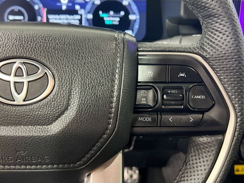 Used 2024 Toyota Tacoma TRD Sport w/ TRD Sport Premium Package image 19