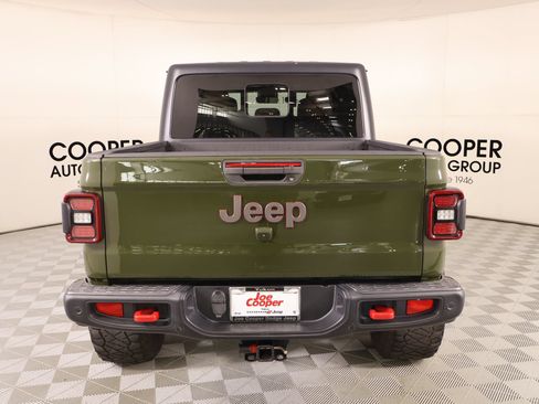 Used 2021 Jeep Gladiator Rubicon AWD/4WD image 22