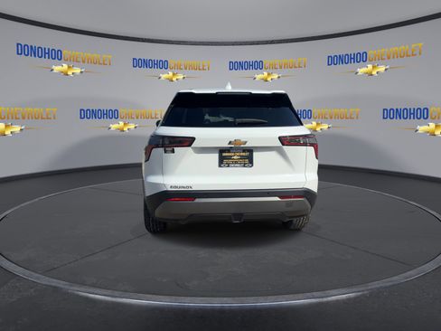 New 2026 Chevrolet Equinox LT w/ Convenience Package II FWD image 10