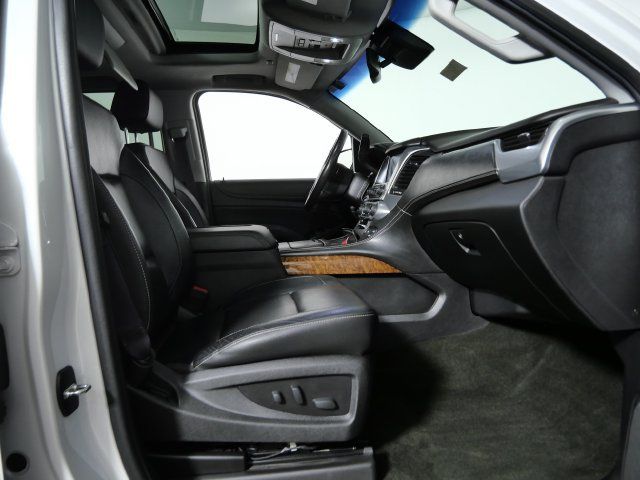 Used 2017 Chevrolet Suburban Premier AWD/4WD image 11