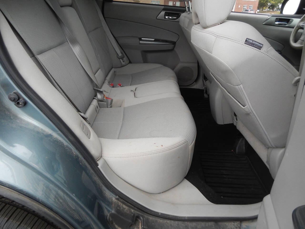 Used 2013 Subaru Forester 2.5X Premium w/ All-Weather Pkg AWD/4WD image 32