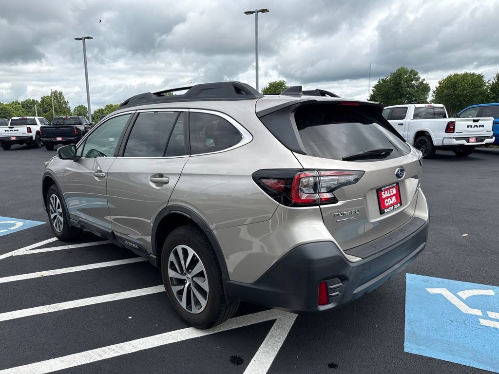 Used 2020 Subaru Outback Premium AWD/4WD image 6
