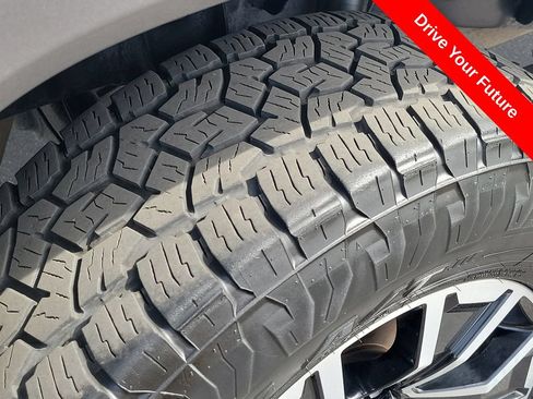Used 2022 Toyota Tacoma TRD Sport w/ TRD Premium Sport Package RWD image 27