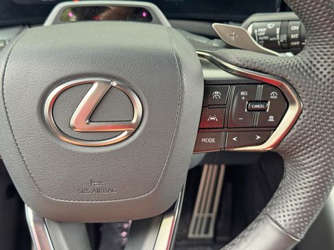 Used 2025 Lexus TX 500h AWD w/ Technology Package image 22