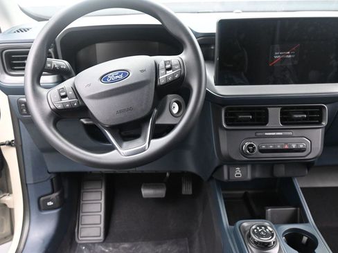 New 2025 Ford Maverick XL image 2