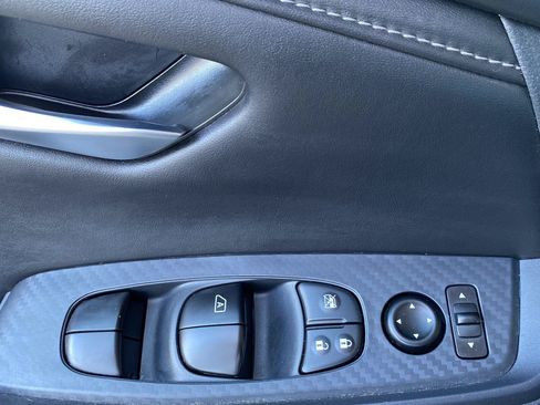 Certified 2024 Nissan Sentra SV FWD image 23