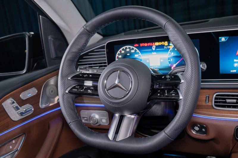 Certified 2026 Mercedes-Benz GLS 450 4MATIC image 21