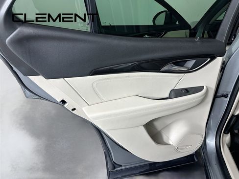 Used 2023 Buick Envision Preferred image 29