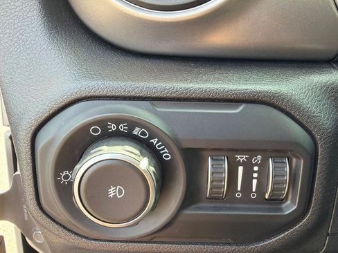 Used 2020 Jeep Wrangler Unlimited Sport S AWD/4WD image 14