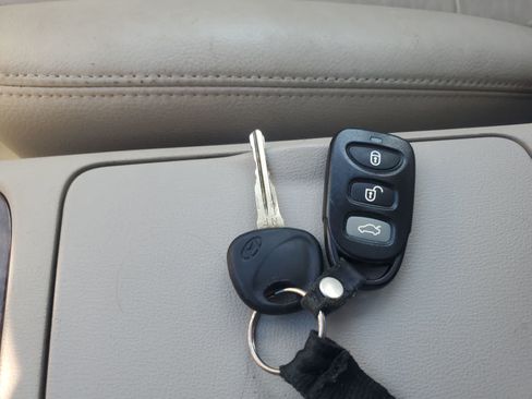 Used 2007 Hyundai Sonata Limited FWD image 28