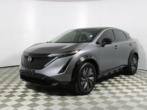 Used 2024 Nissan Ariya FWD image 3