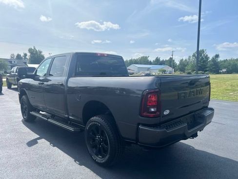New 2026 RAM 2500 Big Horn AWD/4WD image 3