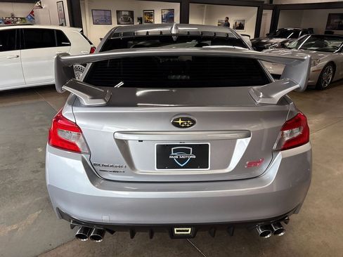 Used 2019 Subaru WRX STI AWD/4WD image 9