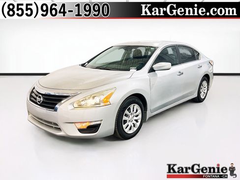 Used 2015 Nissan Altima 2.5 S FWD image 1