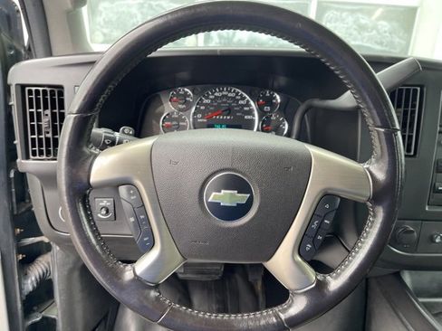 Used 2017 Chevrolet Express 2500 Work Van image 2