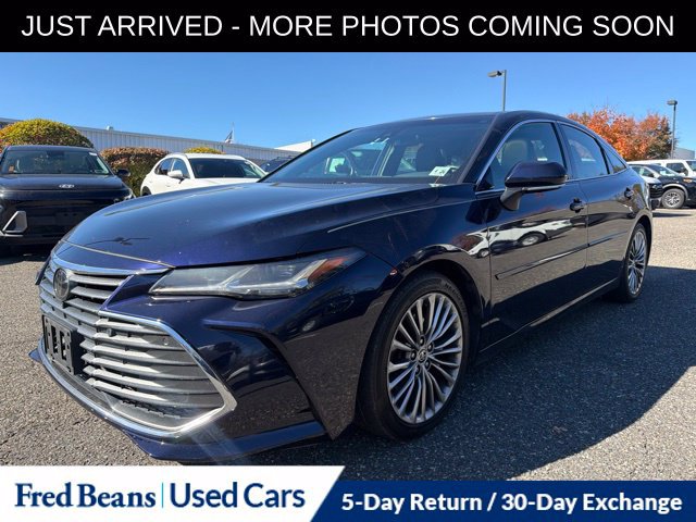 Used 2021 Toyota Avalon Limited w/ Advanced Safety Package FWD image 3