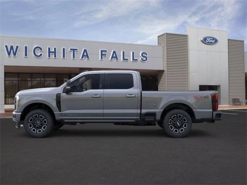 New 2026 Ford F250 Platinum w/ FX4 Off-Road Package image 3