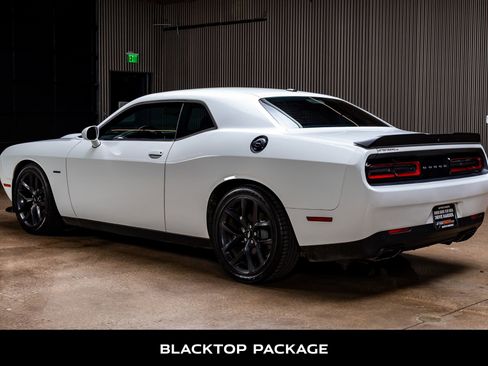 Used 2019 Dodge Challenger R/T w/ Blacktop Package image 6