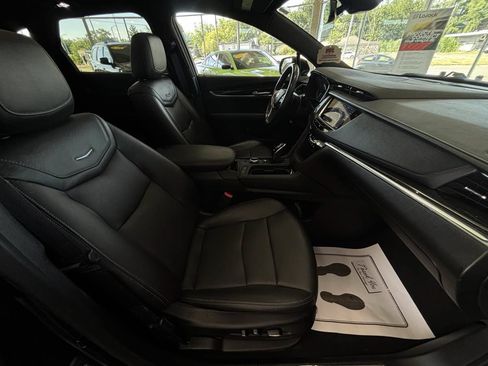 Used 2021 Cadillac XT5 Premium Luxury FWD image 40