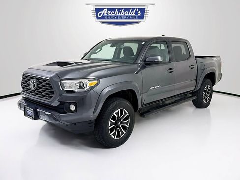 Used 2021 Toyota Tacoma TRD Sport image 3