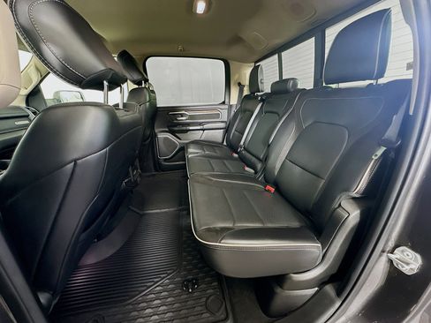 Used 2020 RAM 1500 Laramie AWD/4WD image 28