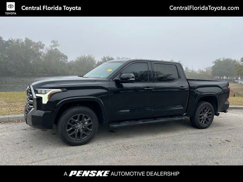 Used 2023 Toyota Tundra Platinum image 1