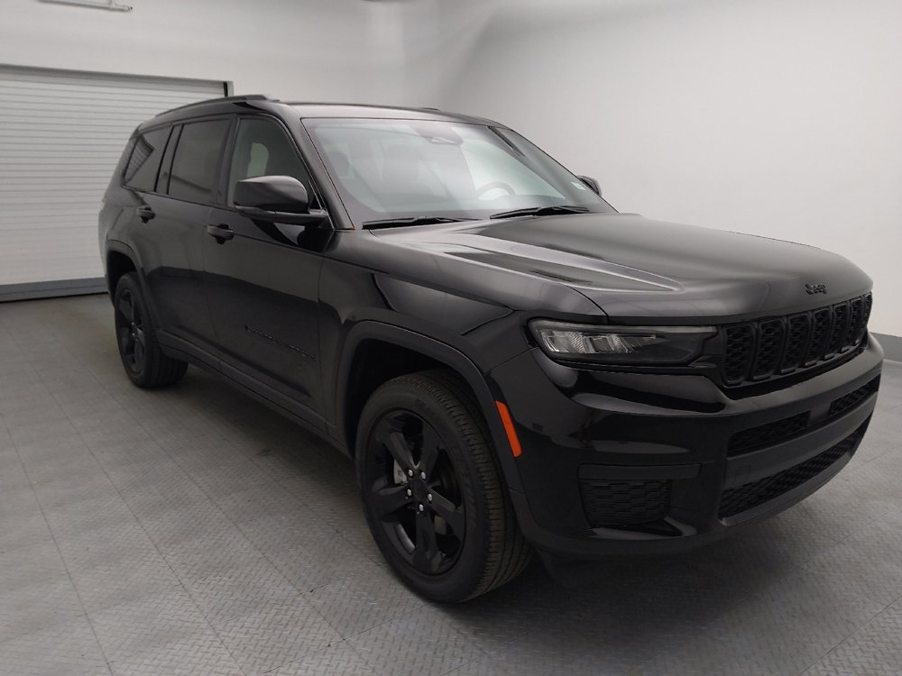 Used 2023 Jeep Grand Cherokee L Altitude AWD/4WD image 13