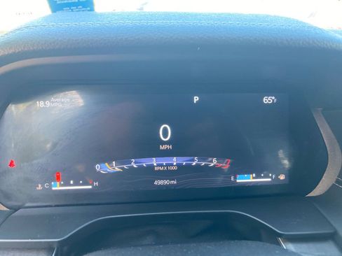 Used 2022 Jeep Grand Cherokee L Limited image 19