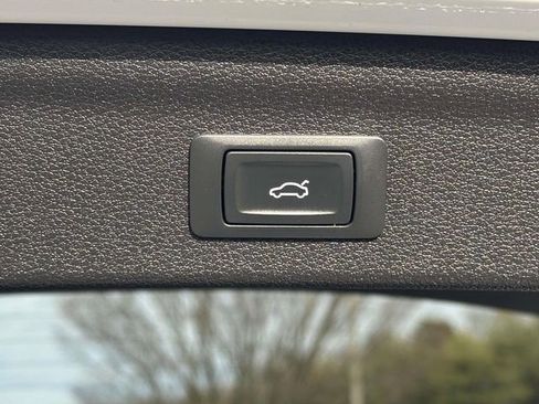 Used 2022 Audi Q3 2.0T Premium Plus image 13