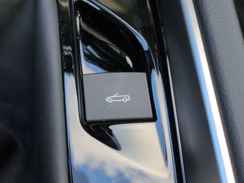 Used 2025 BMW Z4 M40i w/ Edition RWD image 22