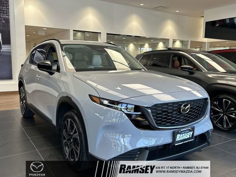 New 2026 MAZDA CX-5 Preferred AWD/4WD image 1