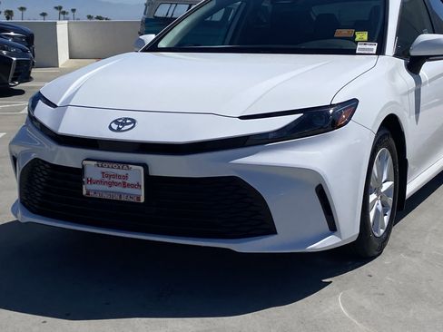 Certified 2025 Toyota Camry LE w/ Convenience Package image 7
