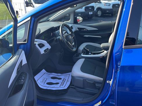 Used 2020 Chevrolet Bolt LT FWD image 10