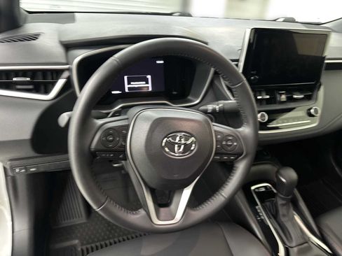 Used 2024 Toyota Corolla XSE FWD image 11